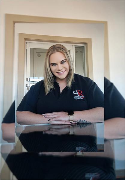 Linique Strydom, estate agent
