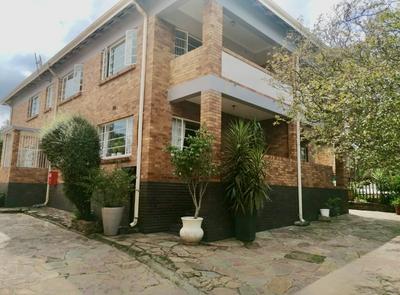 Apartment / Flat For Sale in Primrose Hill, Germiston