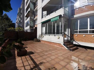 Apartment / Flat For Rent in Benmore Gardens, Sandton