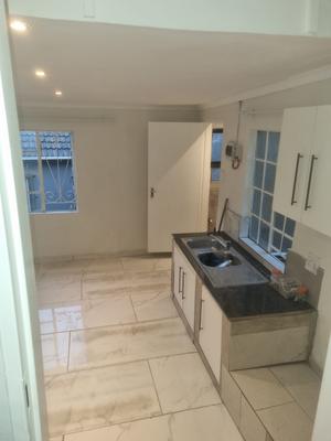 Cottage For Rent in Kensington, Johannesburg