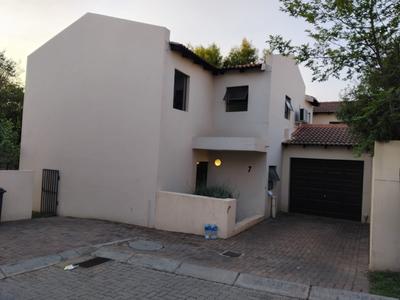 Complex For Rent in Fourways, Sandton