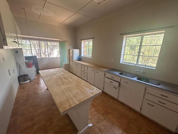 House For Sale in Bezuidenhout Valley, Johannesburg