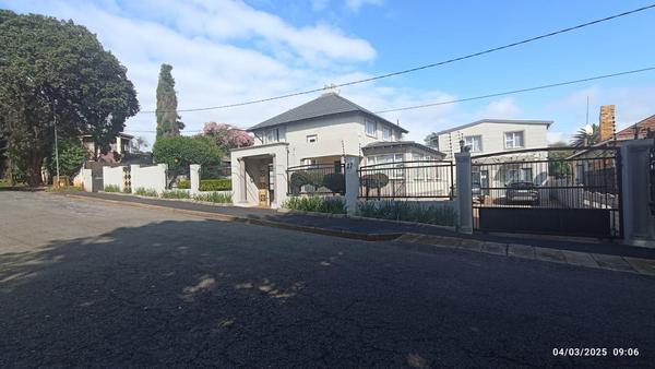House For Sale in Kensington, Johannesburg