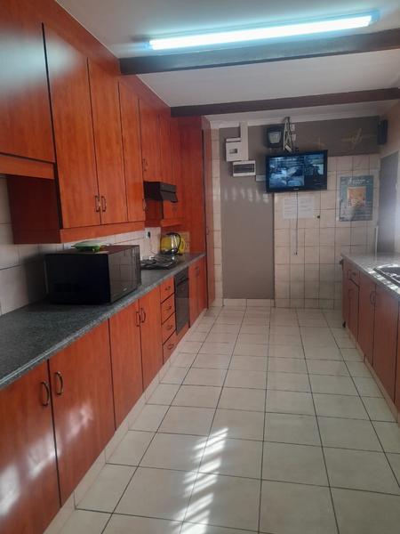 House For Rent in South Crest, Alberton